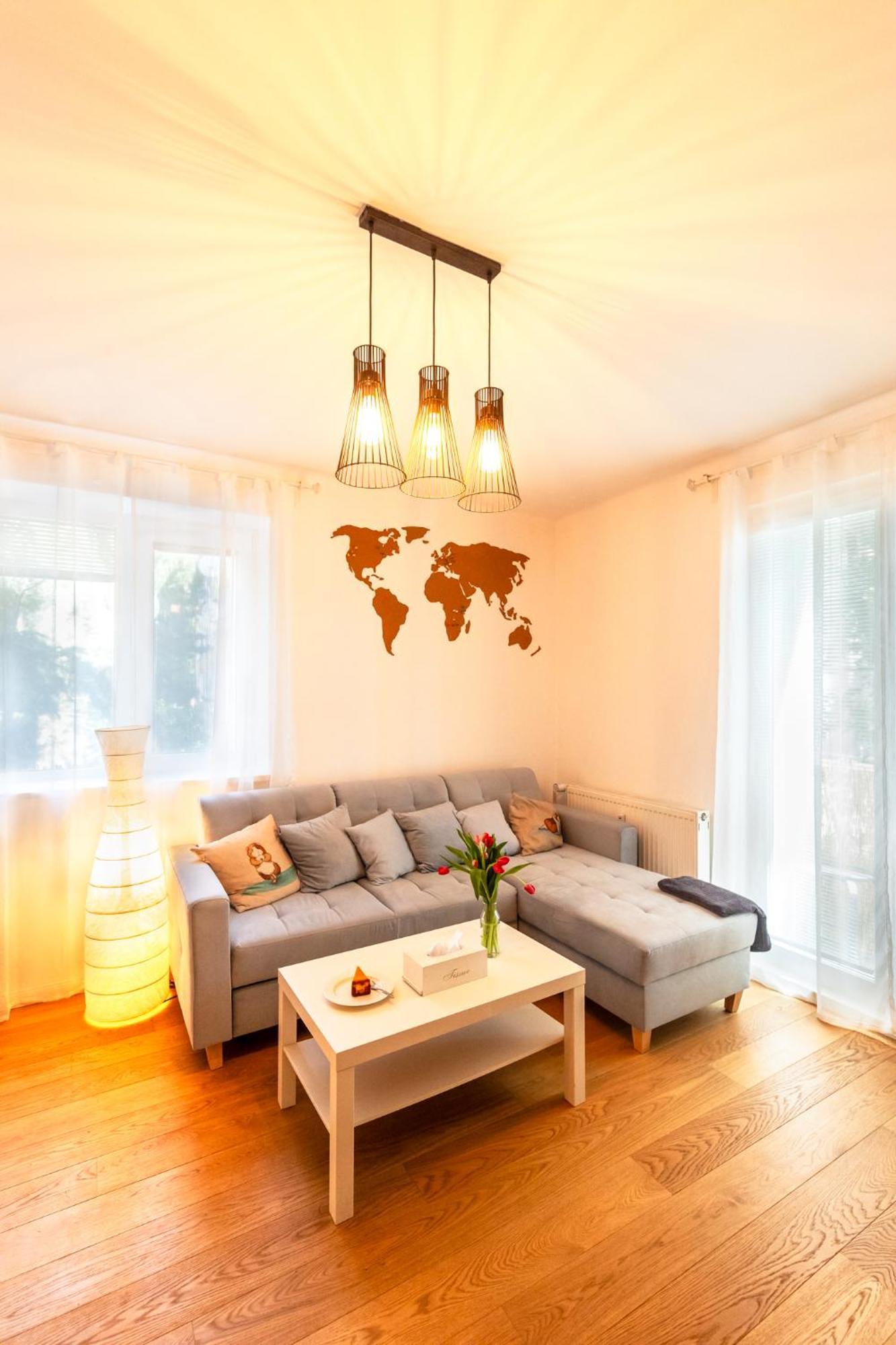 Quiet Apartment In New City Center, Nivy Bratislava Bagian luar foto